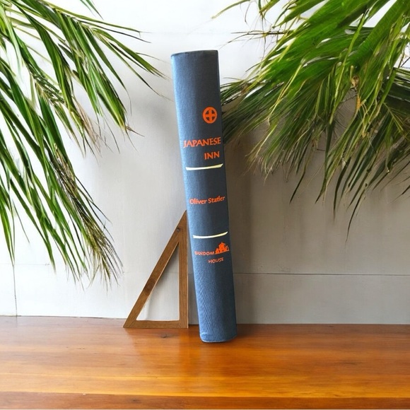 VINTAGE Japanese Inn: A Reconstruction of the Past by Oliver Statler Hardcover - Picture 12 of 13